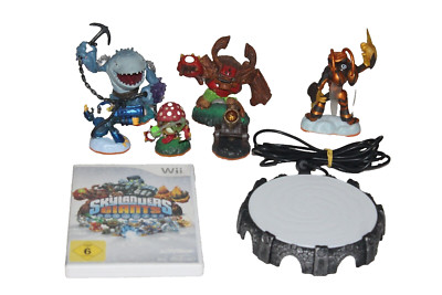 Nintendo Wii Spiel  Skylanders Giants mit 6 Figuren und Portal-Set 1