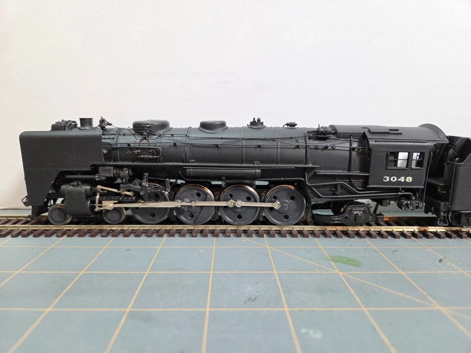 New York Central 4-8-2 Mohawk L-4b Class - HO Brass Locomotive - Key Imports - Image 3 of 4
