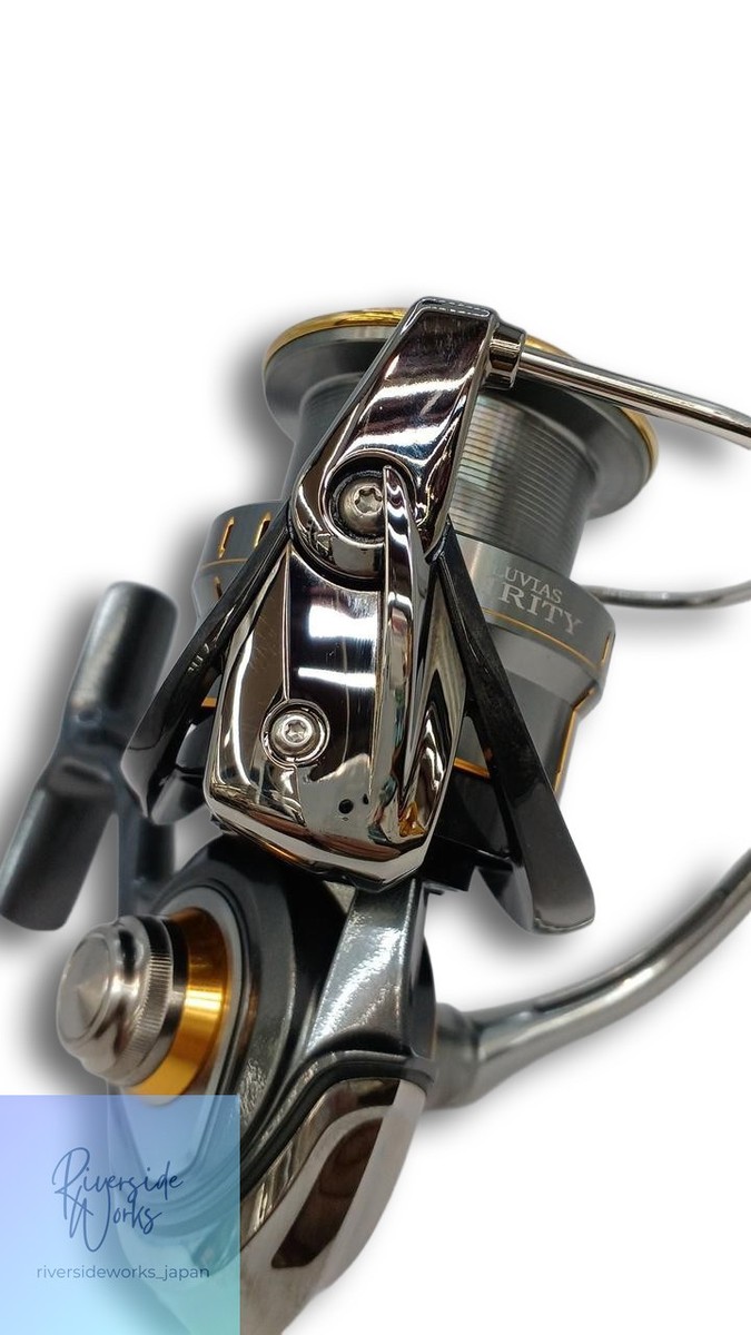 DAIWA 21 LUVIAS AIRITY LT4000-CXH Spinning Reel Lightweight Design