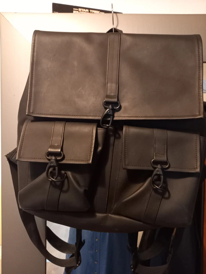 toller Rucksack von Rains plane unsisex PU