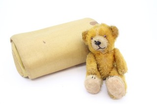 Vintage Miniature Bear Yellow Mohair Wire Frame Jointed Arms Legs H: 11cm