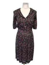 BRORA DARK GREY,GREEN & PURPLE FLORAL PRINT SHORT SLEEVED TEA DRESS SIZE 10