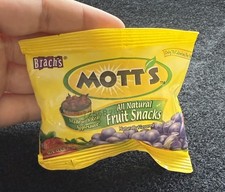 Vtg 2006 Motts Gummy Fruit Snack BRACH S 0.8 ...