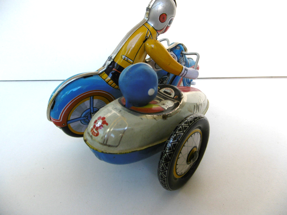 JOUET ANCIEN MÉCANIQUE Side Car En Tôle EUR 1,00 - FR