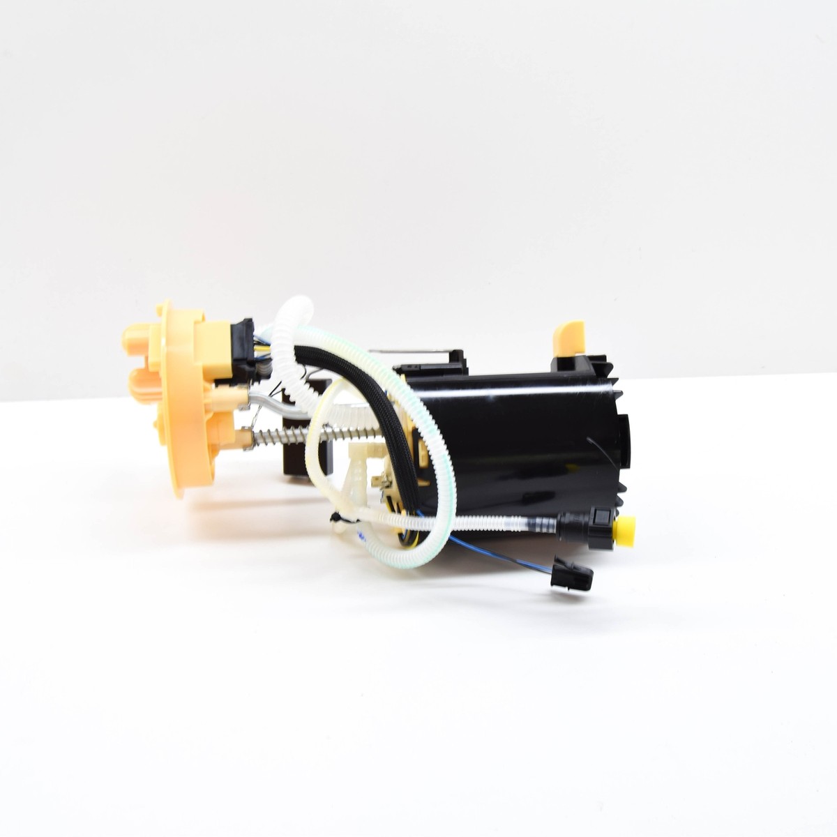 専用JF323★SALE特価 VOLVO V70 III BW MK3 Fuel Feed Unit 31372899 NEW GENUINE | eBay