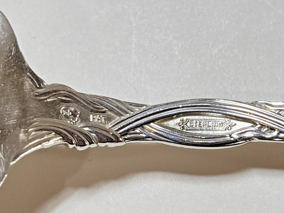 Ensalada Frontenac internacional de plata esterlina para servir 168,5 gramos ml Foto 4 de 4