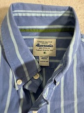ABERCROMBIE  FITCH MENS DRESS SHIRT L/S SIZE M MUSCLE BLUE STRIPED Flaw