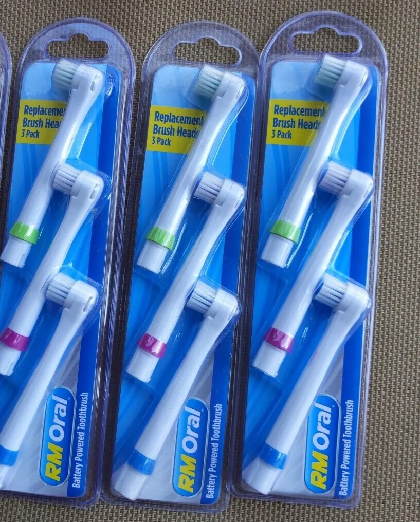 3 RM Oral Battery Powered Toothbrush Replacement Brush Heads White 3