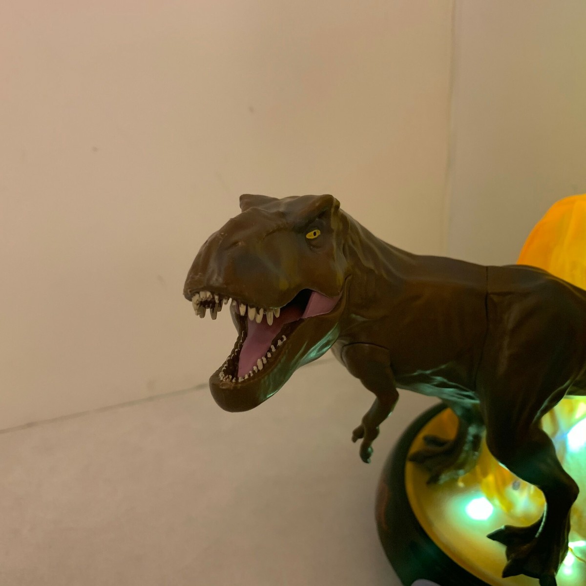 T-Rex Tyrannosaurus Rex - Jurassic World - Dinosaur Night Light