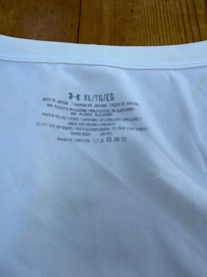 Camiseta sin mangas Under Armour de compresión Heatgear para hombre XL blanca sin mangas A1 Foto 3 de 4