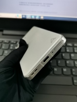 ASUS Zenfone 10 - 256 GB - Comet White (Unlocked) 5G phone Good