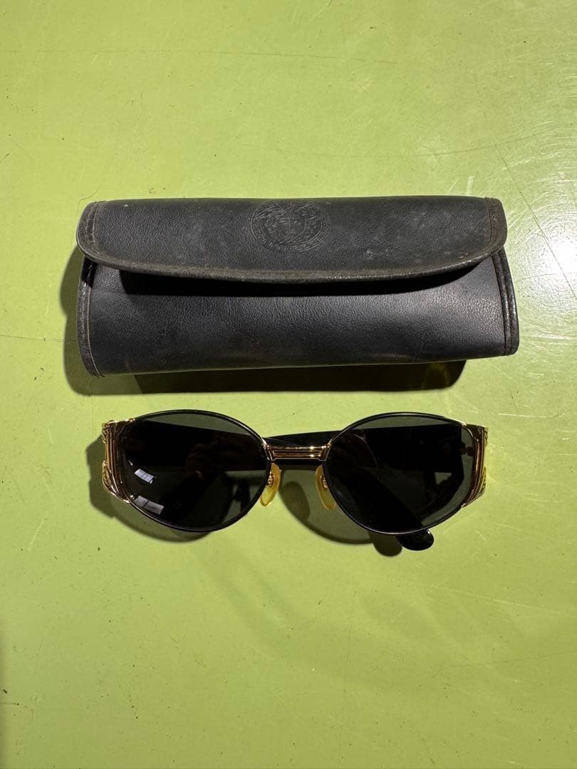 GIANNI VERSACE MOD S63 Col 18L Gold Vintage Sunglasses Japan