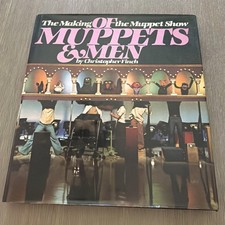 Of Muppets & Men SIGNED Jim Henson Autograph 1st Edition 1981 HC Dust Jacket