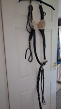 Black leather Horse Detach Martingale, Clip-On Breastplate 5-Point Design Cob S