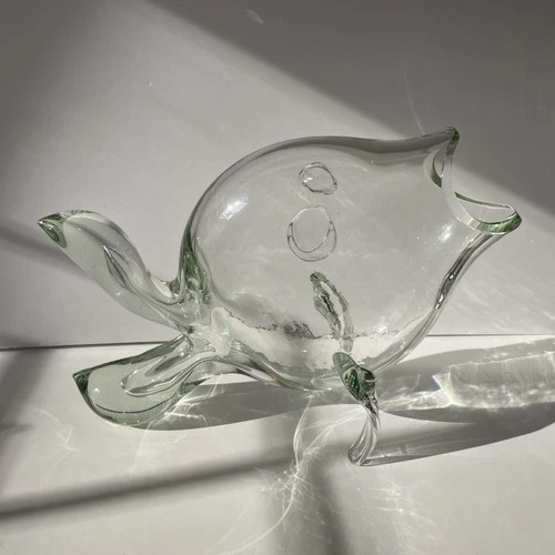 Vintage Blenko glass fish # 5433 in “Crystal” in perfect condition. 2005-2007.