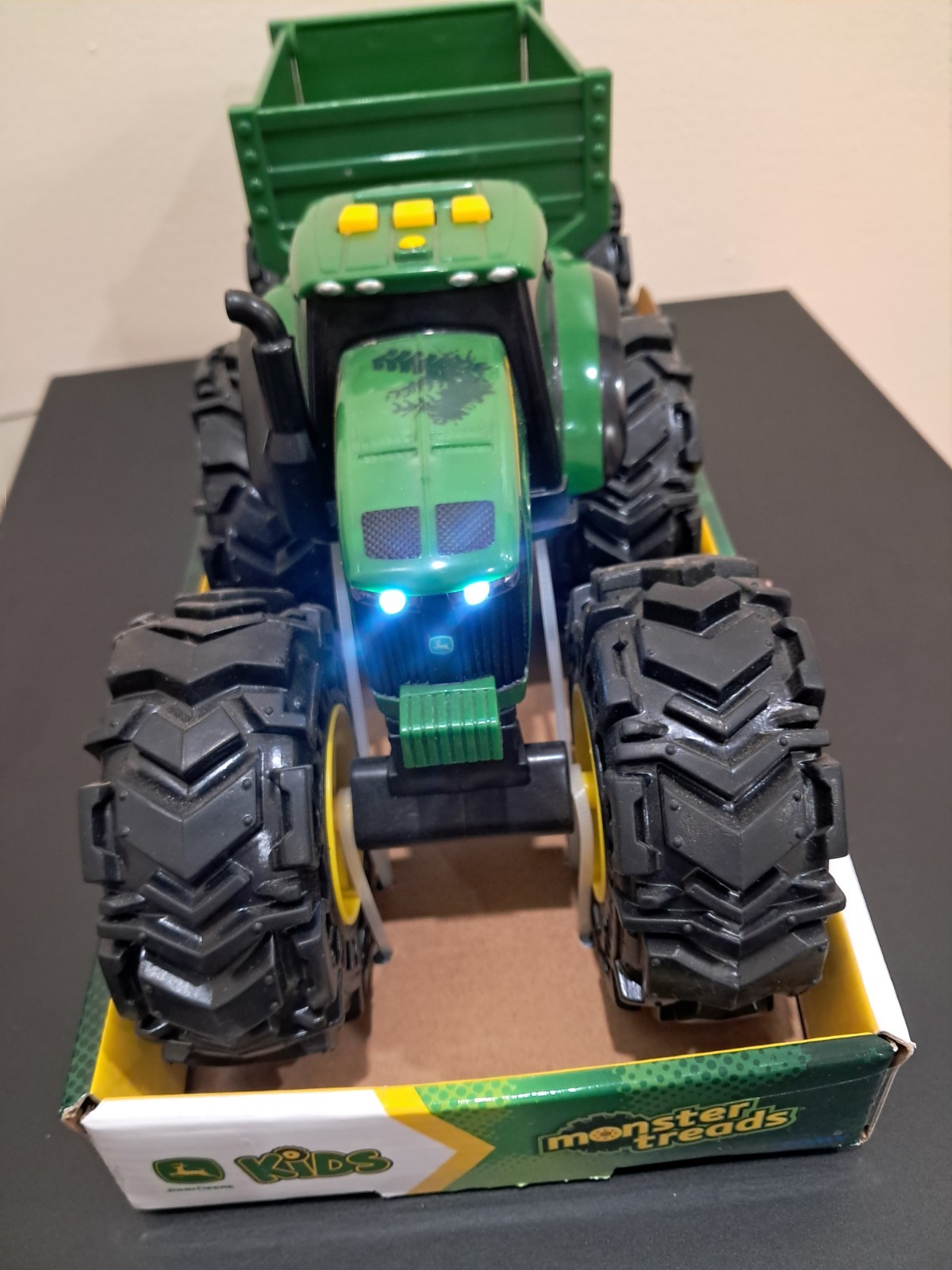 John Deere, Monster Treads,Tractor Trailer with Lights and Sounds, Kids Toy, NEW