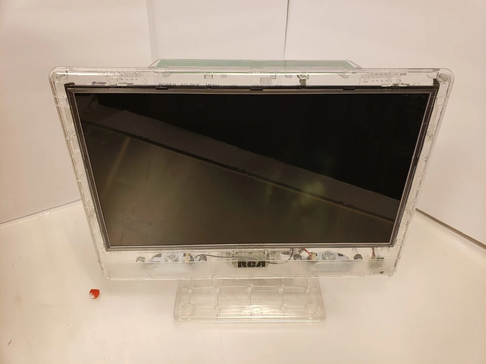 RCA Clear View J15SE820 15" SE series LED TV NO REMOTE - Image 4 of 4