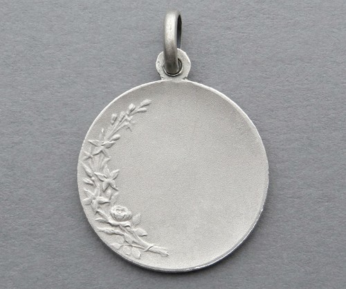 Francese. Antico ciondolo religioso in argento. Francesco d'Assisi. Medaglia. Teschio. - Foto 3 di 3