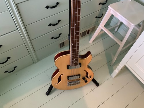 ibanez AGB 200-NT bass guitar - Picture 3 of 7