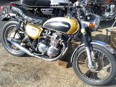 1971 Honda CB500/4 early 1st year NOW uk K reg V5 Great to restore runs NOW£2399 - Image 1 of 4