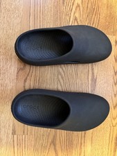 Crocs Męskie czarne gumowe chodaki Kapcie Oddychające wsuwane Zamknięte palce