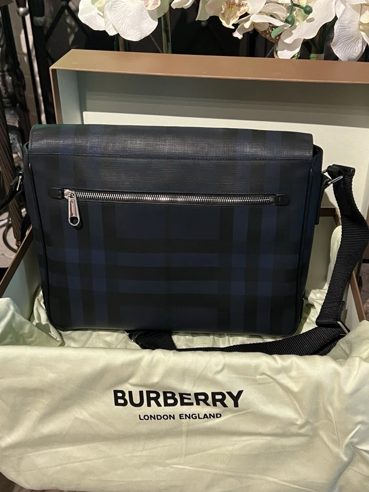 Burberry London Check and Leather Satchel Used In Great Condition Pre-Owned - Image 2 of 4