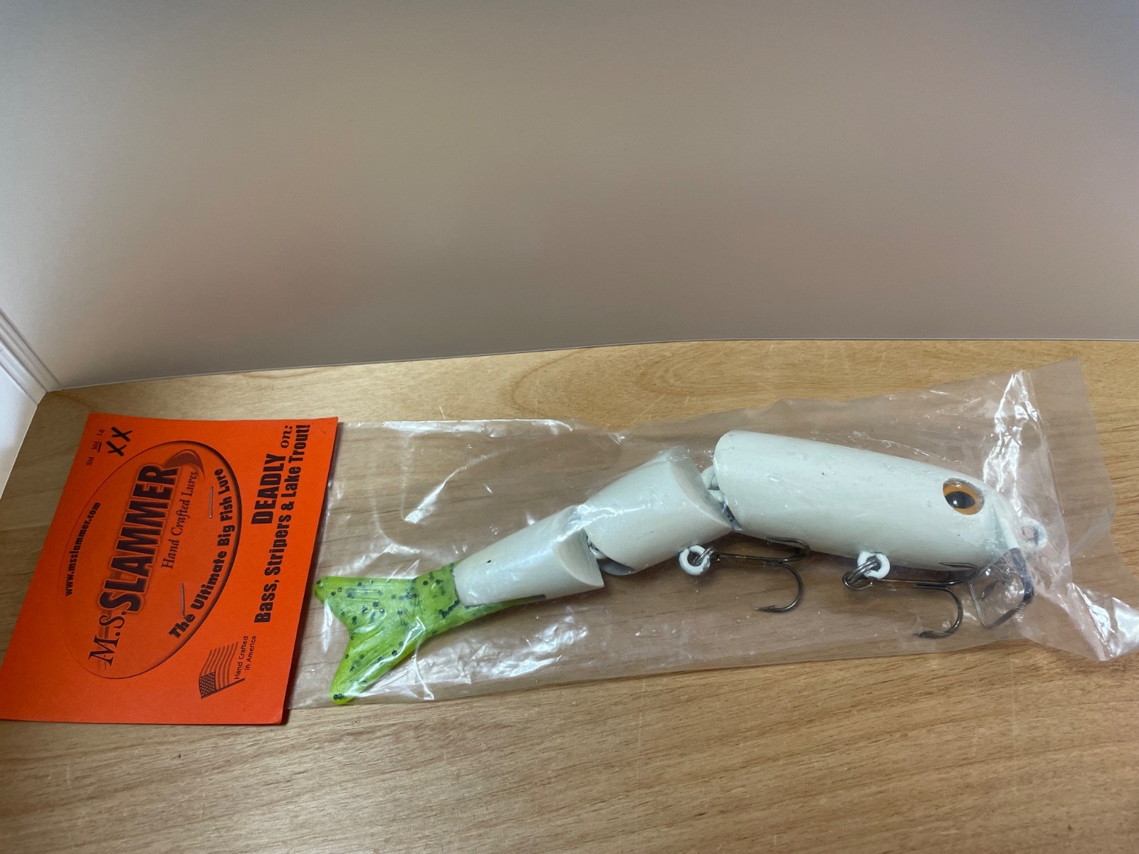 MS Slammer XX Md 9inch White swimbait Topwater wakebait wood fishing lure Unused - Image 2