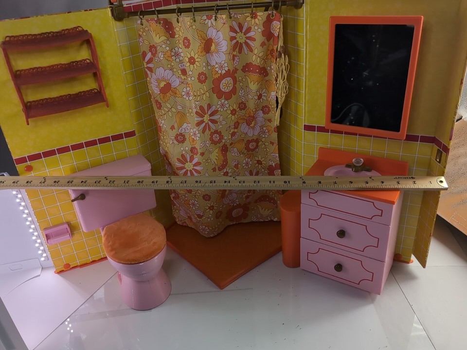 American Girl Julie's Groovy Bathroom Set, W/ Extras 887961669664 eBay