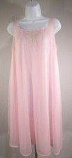 Vintage Vanity Fair 100 Nylon / Heart Shape /Pink Lace Baby Doll Lingerie Sz S