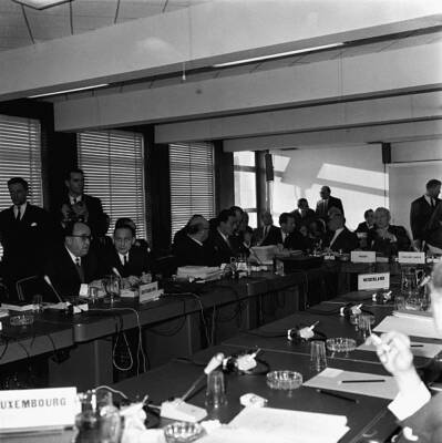 Meeting European Ministers including Edward Heath a five-day sessi- 1963 Photo