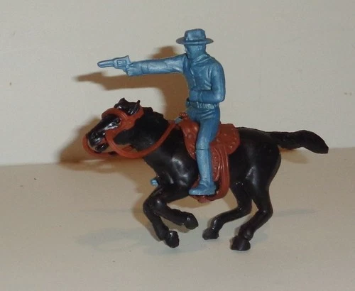 MARX  60 mm FORT APACHE 7th CAVALRY MTD SOLDIER -1