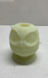 Vintage Fenton uranium glass owl fairy lamp