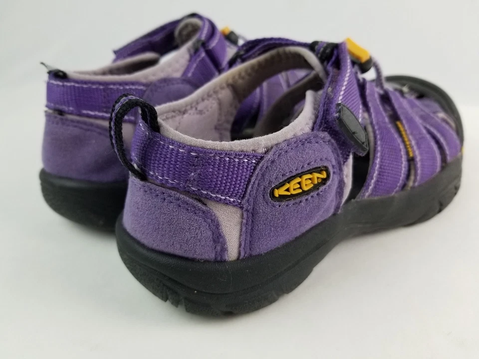 Keen Newport Juvenil Talla 4 Púrpura Lona Impermeable Sandalias Usadas Foto 3 de 4