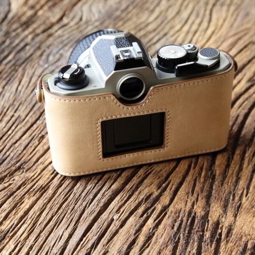 Mezza custodia fotocamera in pelle con impugnatura cover per Nikon FM2 protettiva - Foto 17 di 36