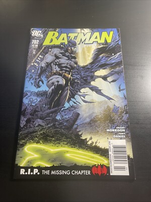 Batman #702 (7.0 F/VF) Newsstand Variant - 2010