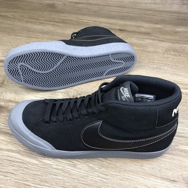 blazer mid xt