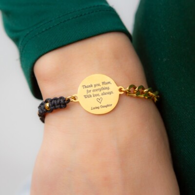Personalisiertes Herzarmband mit individueller Gravur. Name/Datum/Text. Geschenk für Mama