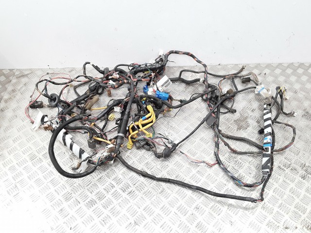 Nissan Micra 1999 K11 LHD 1.0 interior wiring loom harness cable 24170