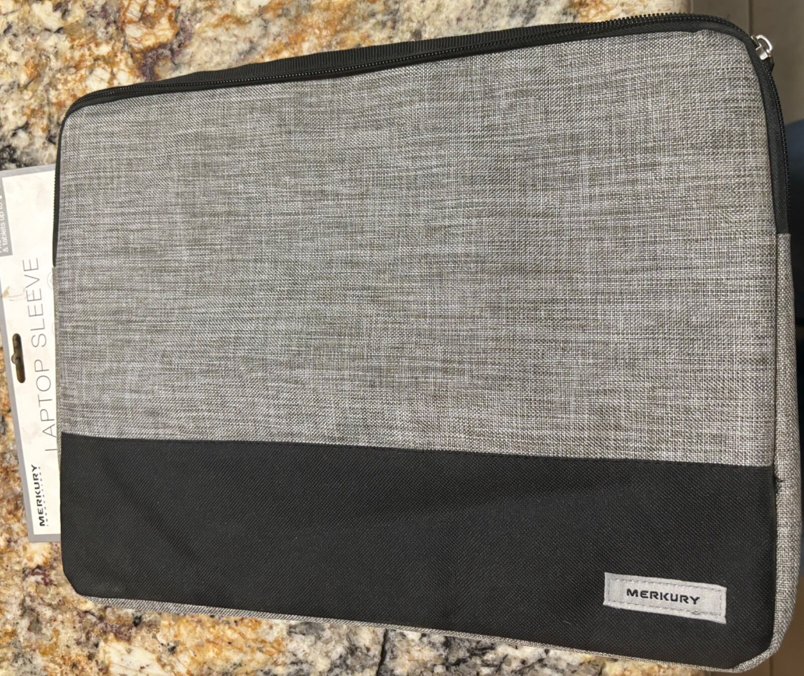 NEW 14&rdquo; Laptop Computer Sleeve Case Black Gray Zip Up Coll