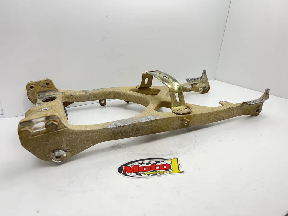 Used OEM Polaris 2008 Outlaw 525 - Rear Sub Frame Assy - 5136136 U4 Foto 2 de 4