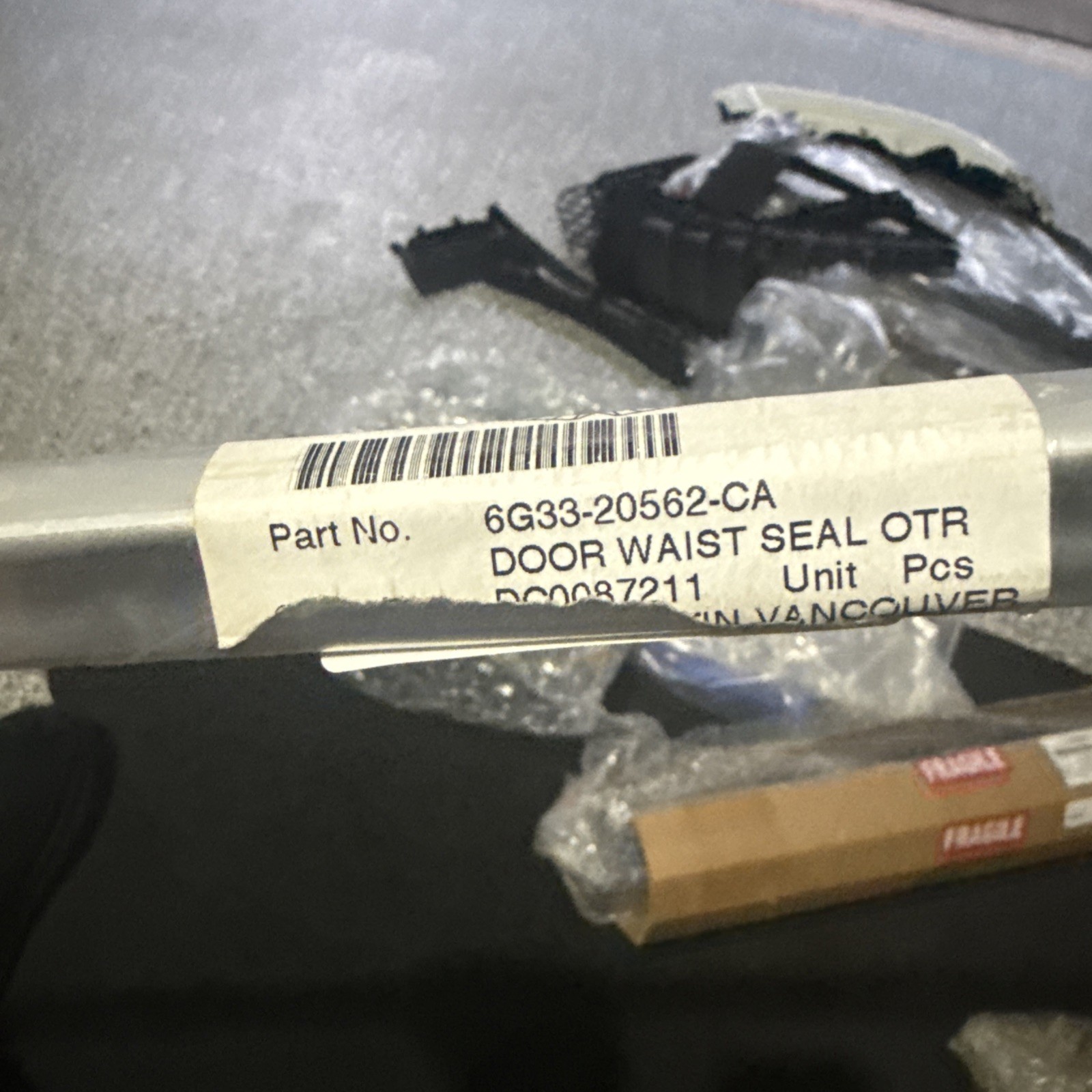 Aston Martin V8 Vantage Right Outer Door gasket P/N 6G3320562CA