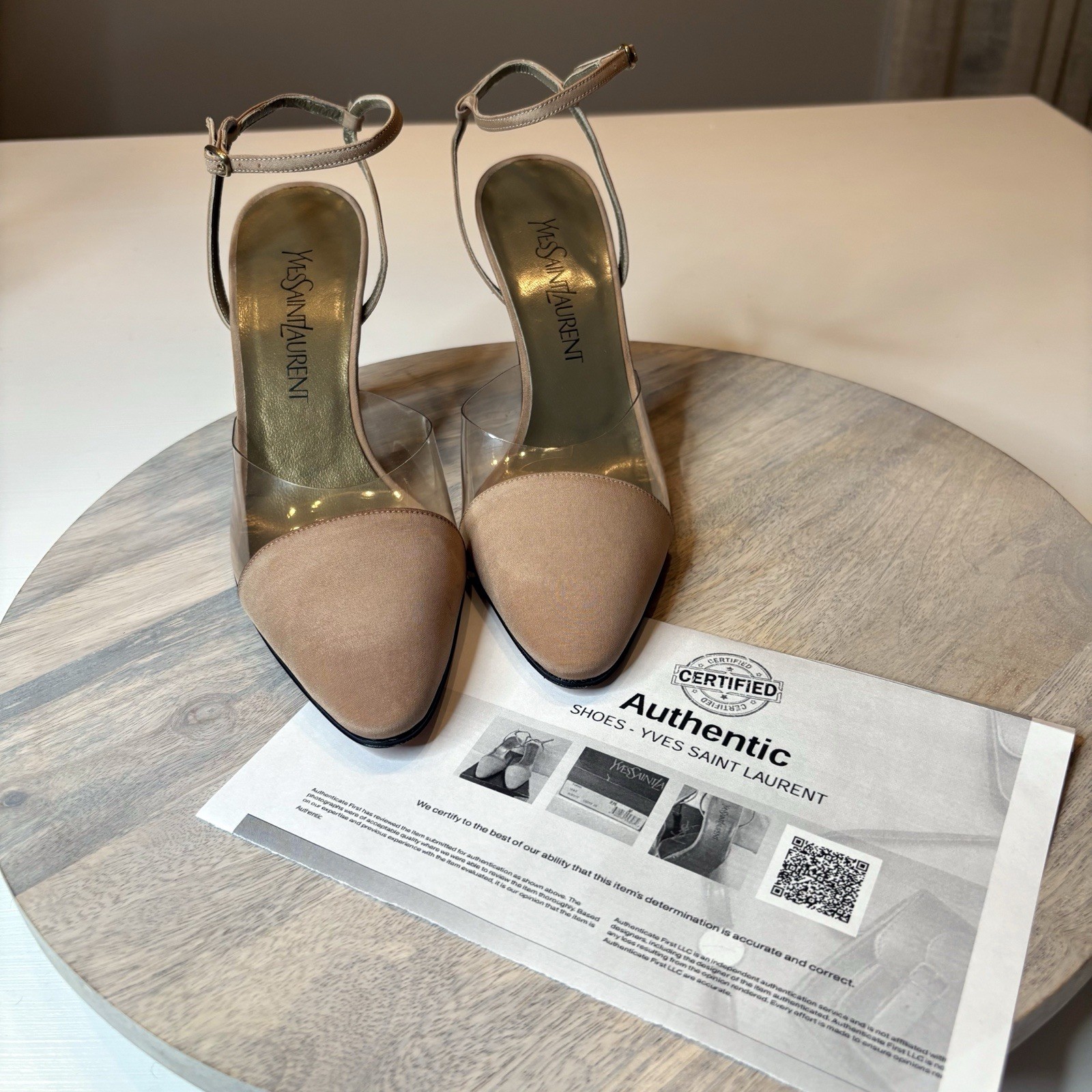 Yves Saint Laurent decolte vintage beige e trasparenti alla caviglia Y681801 taglia 9 5 M