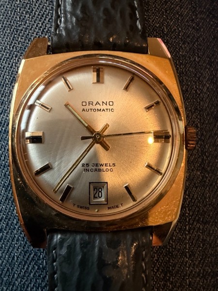 Montre Orano NOS Swiss Automatique day date plaqué or vintage