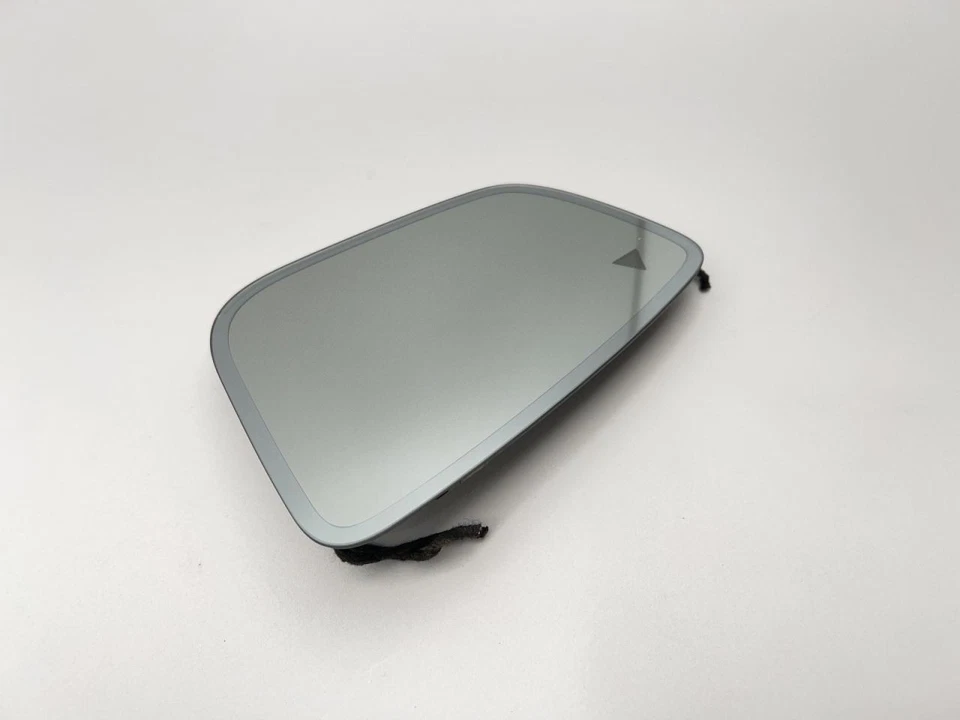 2017-20 BMW 530i LEFT DOOR MIRROR GLASS BLIND SPOT AUTODIMM 61K 60862 - Image 3 of 4