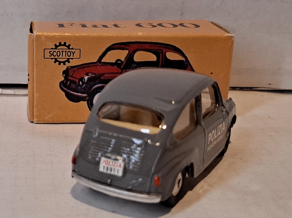2426. MERCURY SCOTTOY – FIAT 600 Polizia 1956 (grigio)  MB MINT BOXED - Immagine 3 di 4