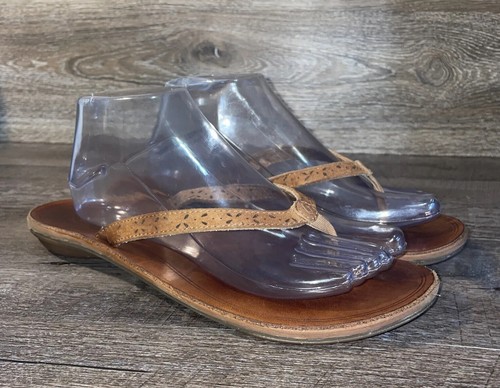 OluKai Puka Women's Size 10 US Brown Leather Flip Flops Thong Sandals - Picture 2 of 10