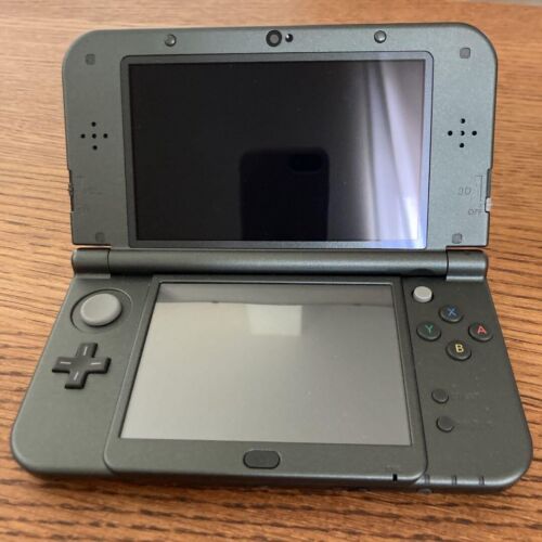 New Nintendo 3DS LL Metallic Black Japanese ver Console - Picture 1 of 1