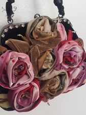 PURSE DESIGNER MARY FRANCES COLORFUL FLOWER PATTERN COLLECTIBLE ACCESSORY