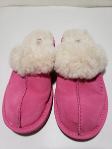 pink slip on uggs
