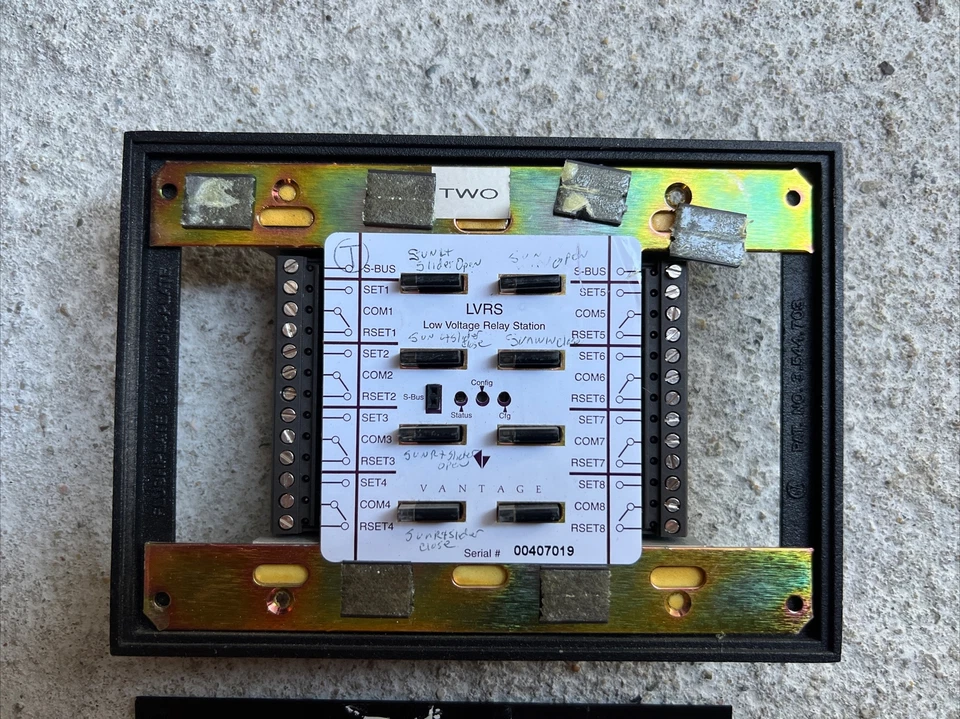 Vantage Controls Q Series - Low Voltage Relay Station - Image 2 of 2